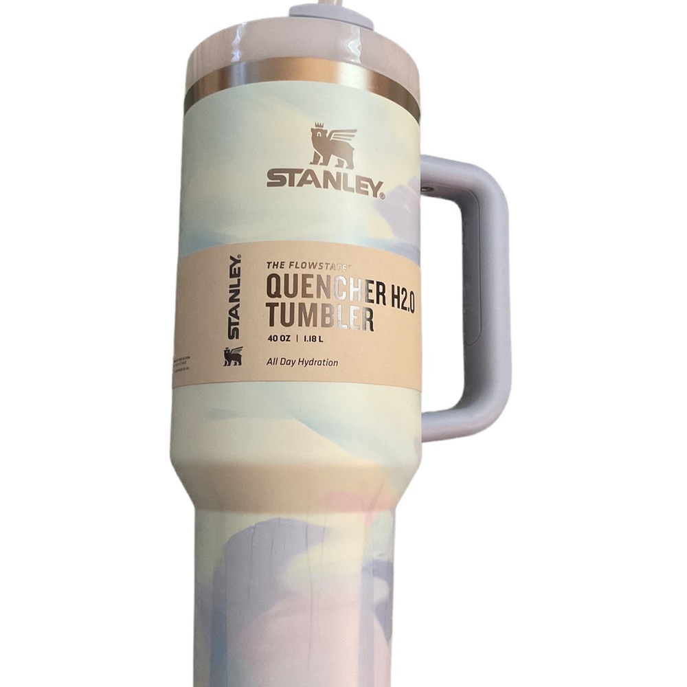 NEW IN ORIGINAL PACKAGING Stanley Quencher H2.0 Tumbler - Pastel Watercolors